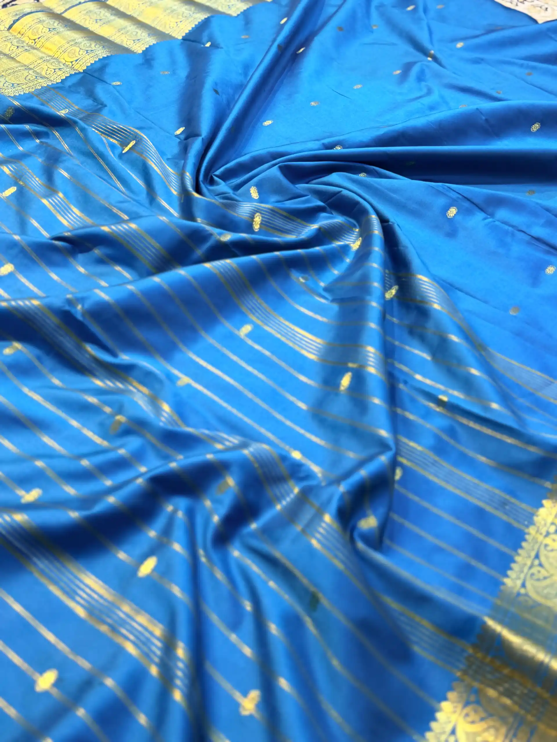 Blue Banarasi Silk Saree with Golden Zari Butta & Traditional Border, view 4