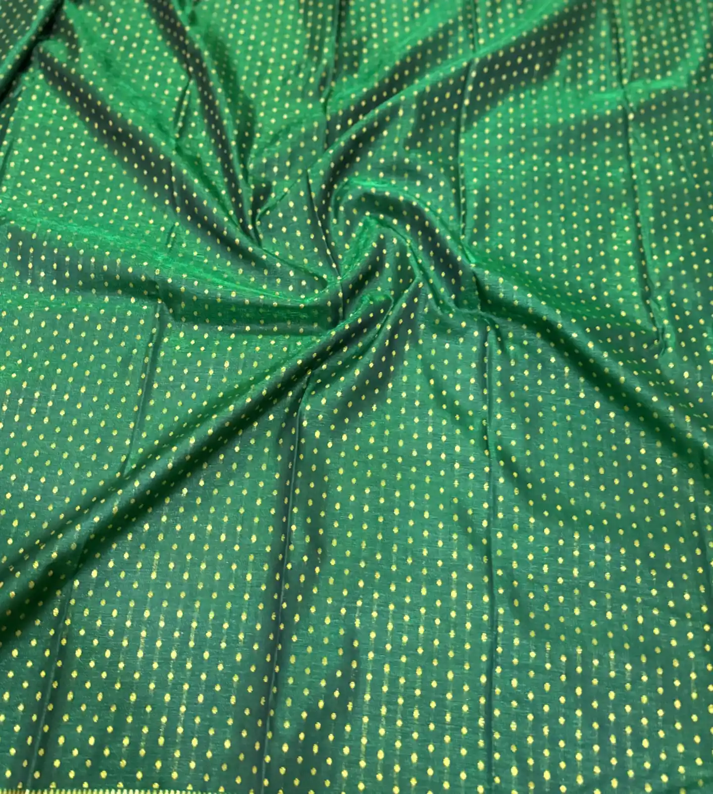 Bottle Green Banarasi Silk Saree with Golden Zari & Traditional Pallu, view 5