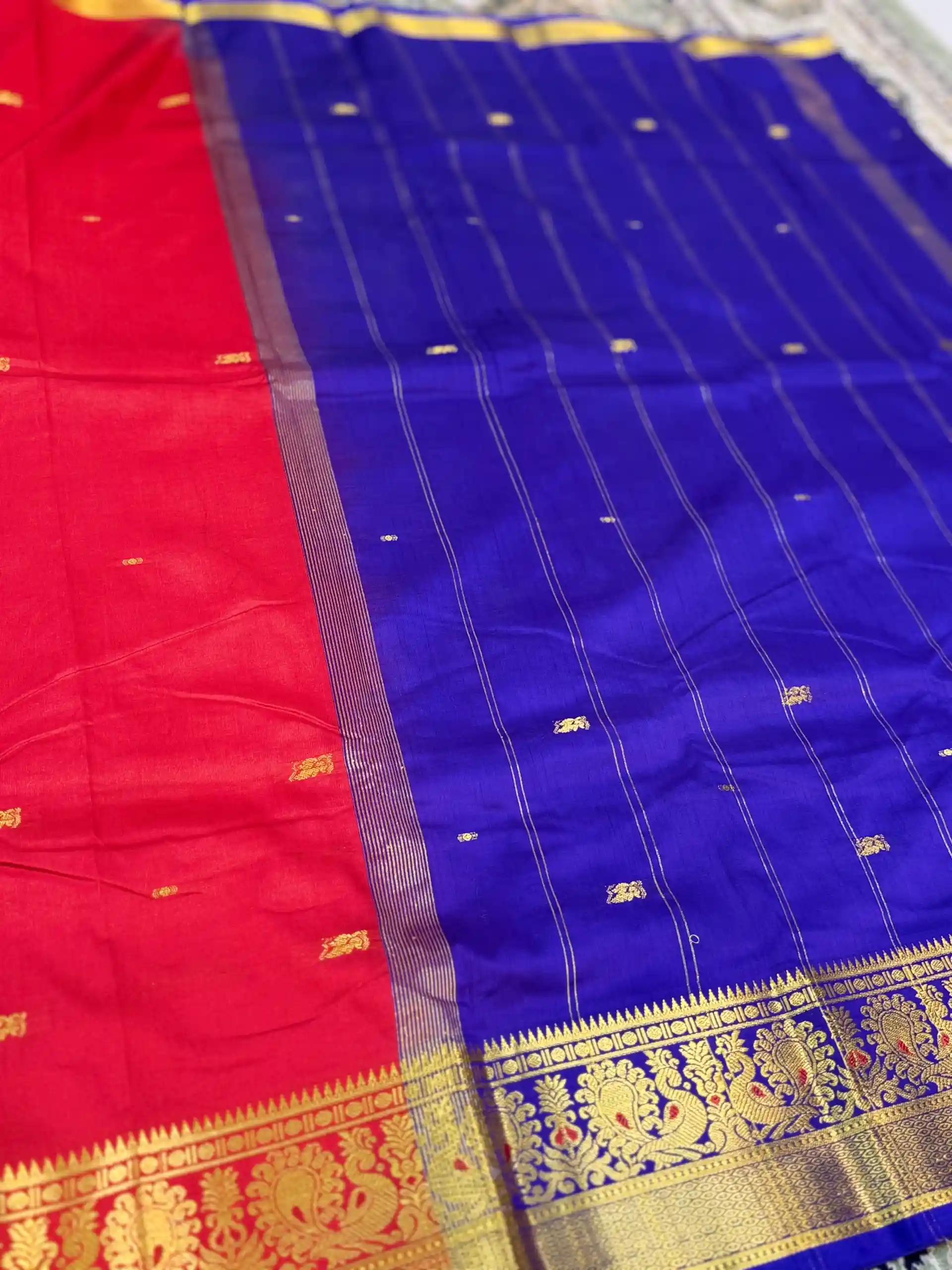 Heritage Red & Purple Banarasi Silk Saree with Traditional Gold Zari, view 6