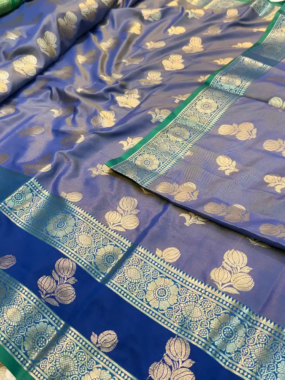 Heritage-Inspired Lavender Blue Banarasi Silk Saree with Delicate Gold Buttas, Ornate Zari Border and Rich Green Pallu, view 4