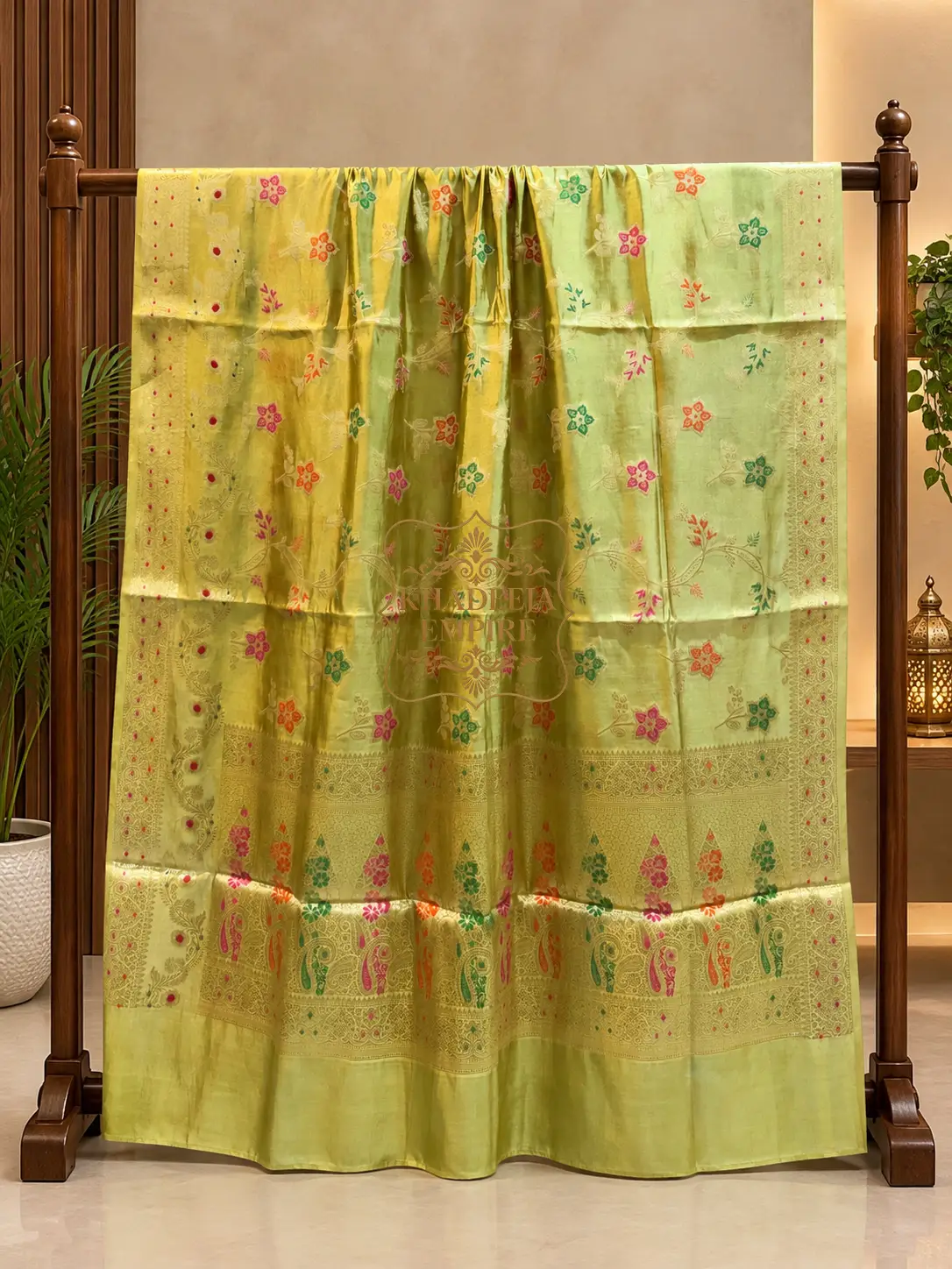Elegant Pista Green Pure Dupion Silk Banarasi Saree with Rich Floral Zari Motifs, view 1