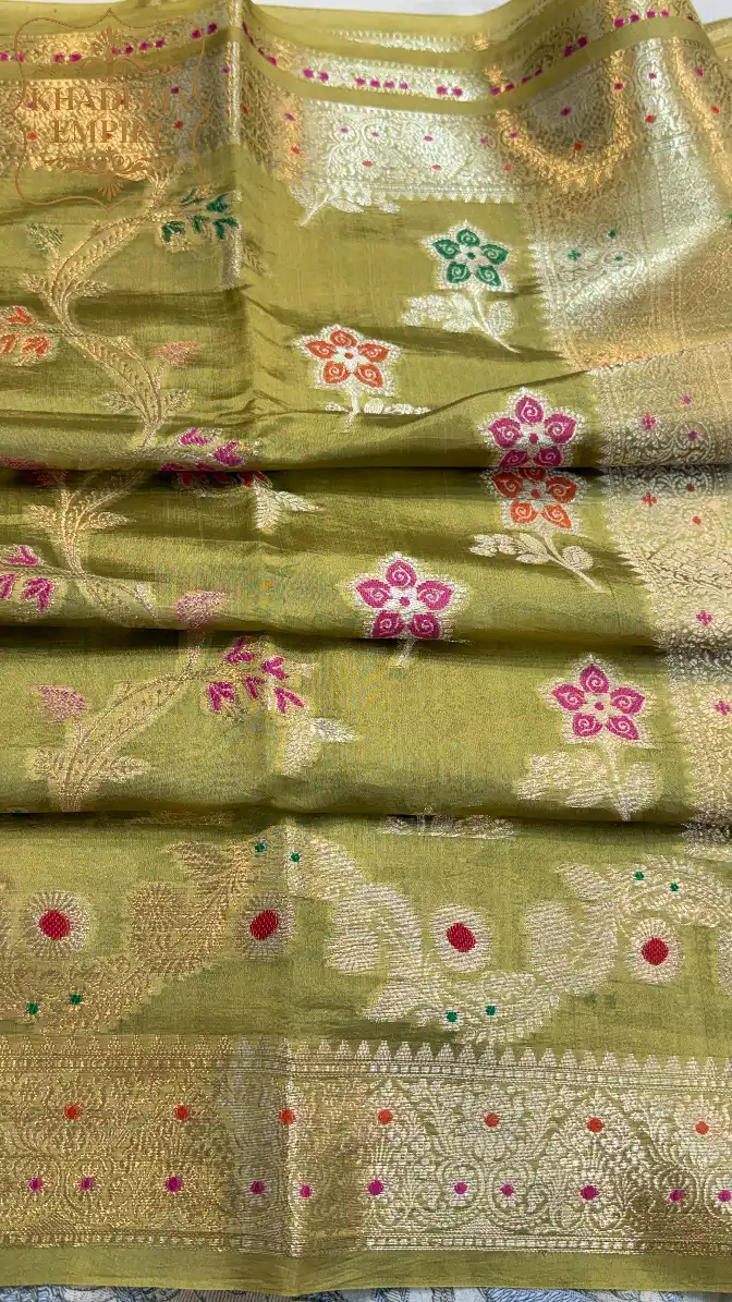 Elegant Pista Green Pure Dupion Silk Banarasi Saree with Rich Floral Zari Motifs, view 4