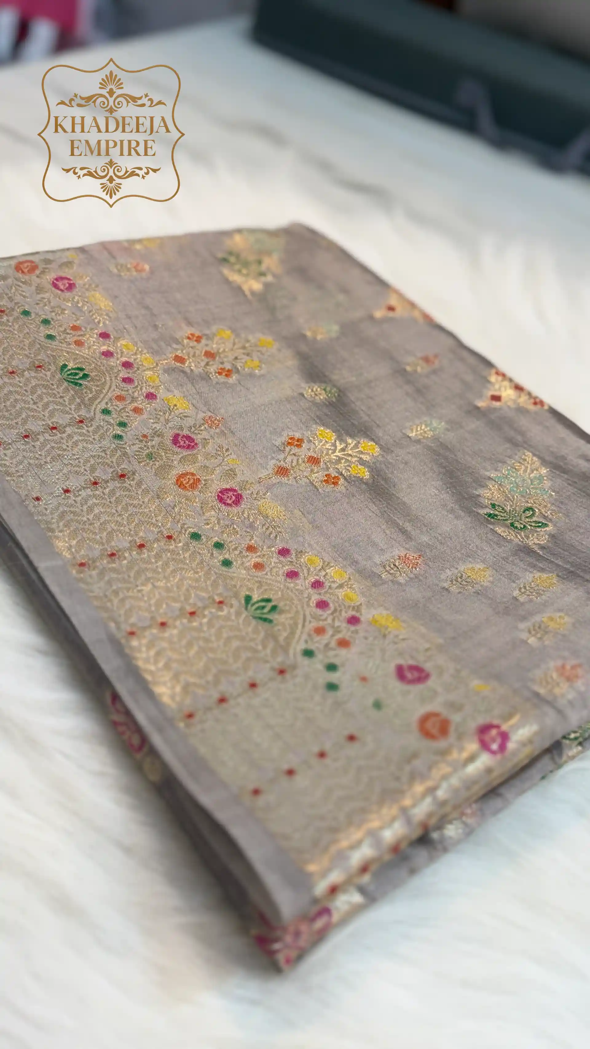 Elegant Pearl Grey Pure Dupion Silk Banarasi Saree with Multicolor Floral Zari Weave, view 2