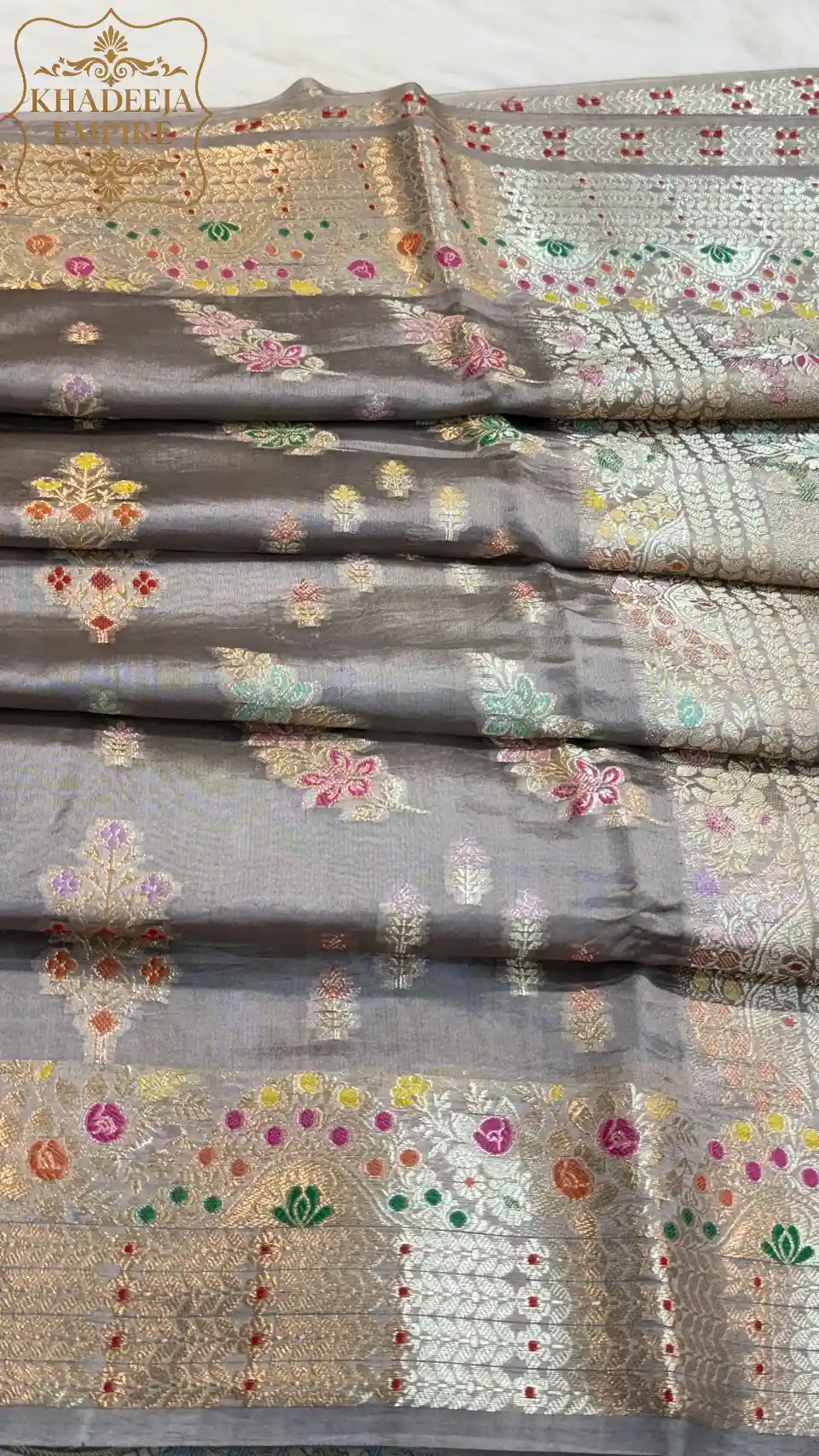 Elegant Pearl Grey Pure Dupion Silk Banarasi Saree with Multicolor Floral Zari Weave, view 4