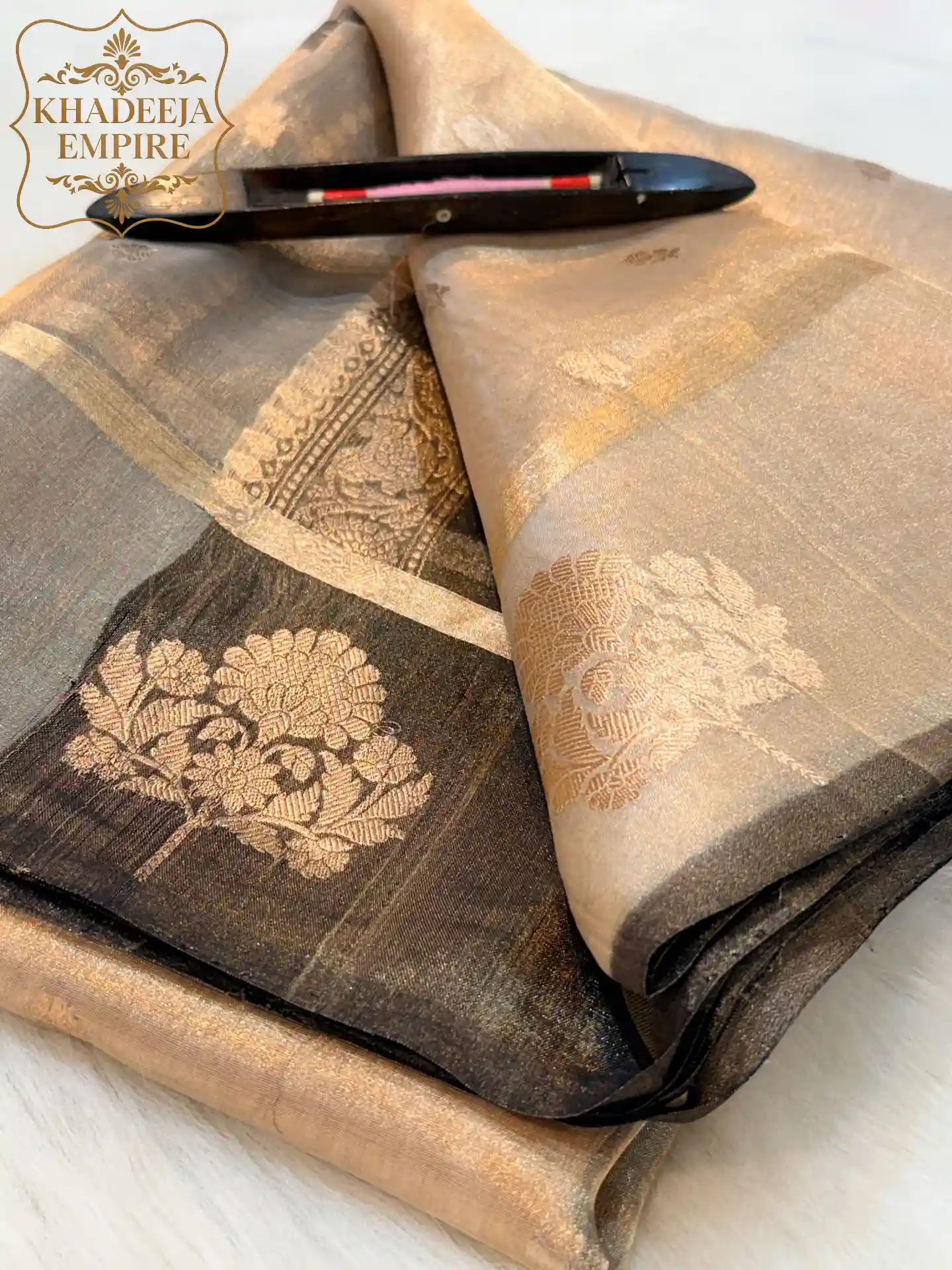 Timeless Beige Kadwa Kora Tissue Banarasi Handloom Saree with Traditional Sona Rupa Zari Work, view 1