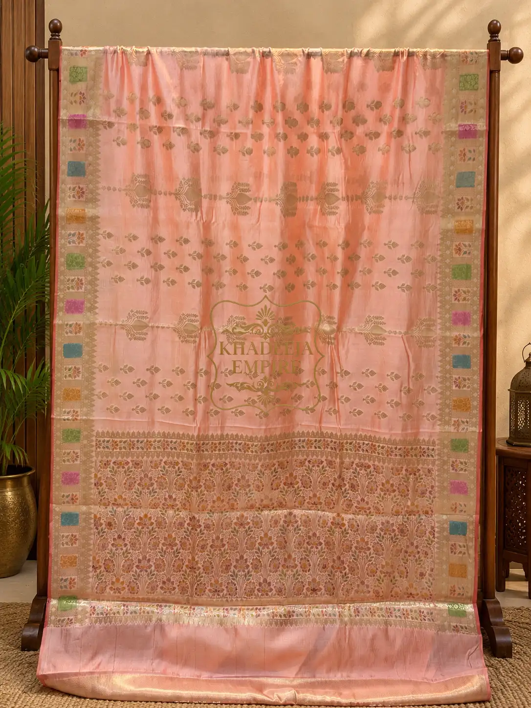 Elegant Peach Pink Pure Mango Silk Banarasi Handloom Saree, view 2
