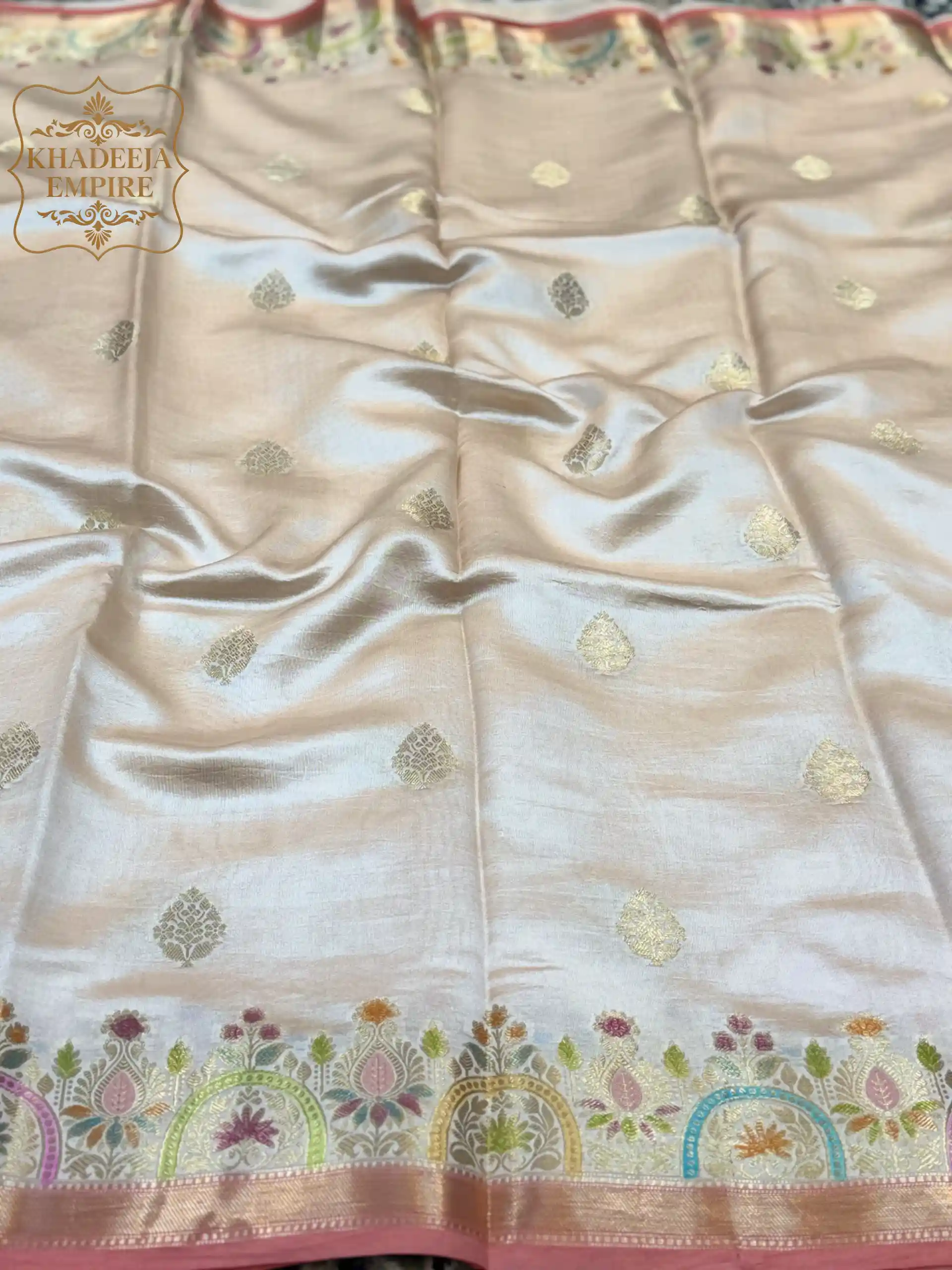 Pure Mango Silk Handloom Banarasi Saree with Multicolour Meenakari Butis, Pastel Pink Border & Floral Pallu, view 4
